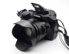 Panasonic  LUMIX  DMC-FZ330- 12.1MP Bridgekamera 24X Zoom-Neuwertig! Art.#497✅✅✅