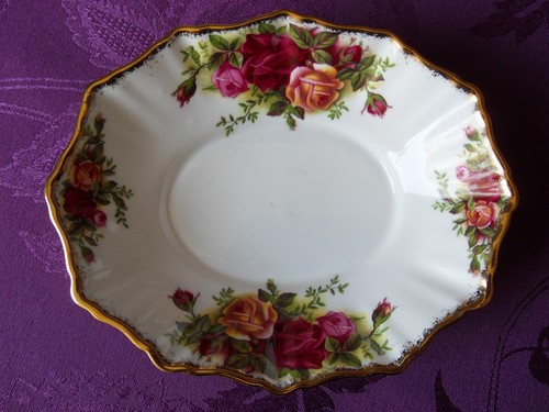 Royal albert old - royal,
