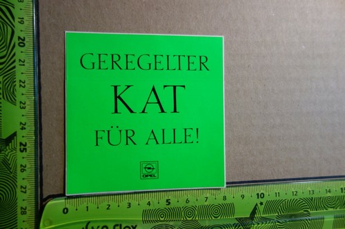 Alter aufkleber auto auspuff - aufkleber,