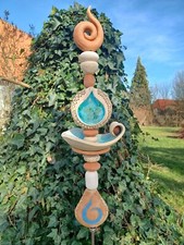 Garten Stele mit Vogeltränke