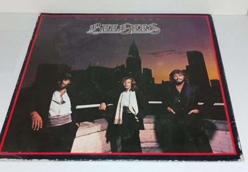 Bee gees living eyes - bee,