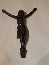Skulptur Kruzifixus, Korpus