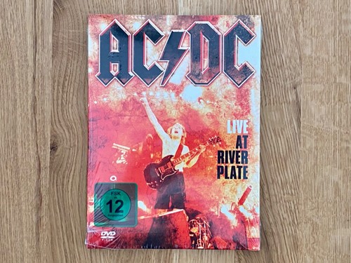 Live at river plate - -, "live