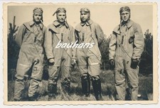 Foto-Piloten-Flugzeugfüher -Fliegerkopfhaube-Fliegeroverall-Stiefel  2.WK (Q885)