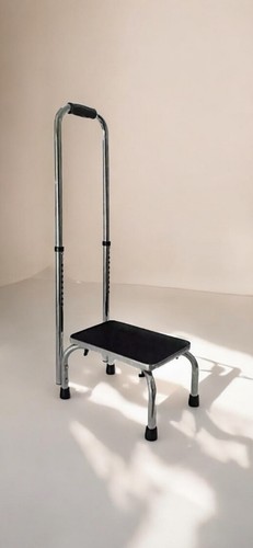 Trittstufe mit haltegriff - haltegriff,