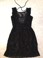 Lipsy Cocktailkleid Das kleine