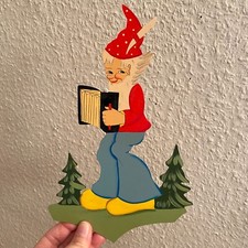 Vintage Akkordeon Zwerg Ostalgie Erinnerungen Märchen-Holzbild MIT HEILER FEDER!