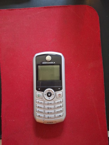 Handy motorola c123 - handy,