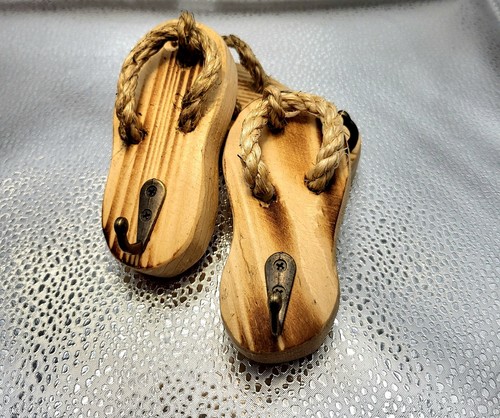 Schlüsselanhänger aus holz - aus,