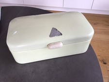 schöner alter Brotkorb aus