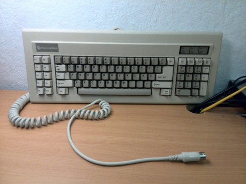 Commodore tastatur - commodore,