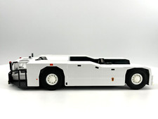 CONRAD Modelle I GOLDHOFER AST-1F Flugzeugschlepper (1:50)