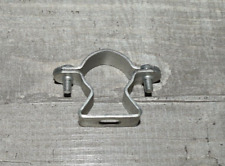 Schraub-Abstandschelle 21mm mit Langloch Rohrschelle