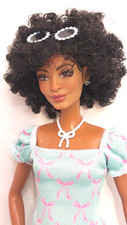 Barbie Fashionista, curly