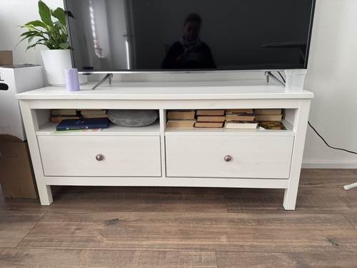 Schrank - tv,