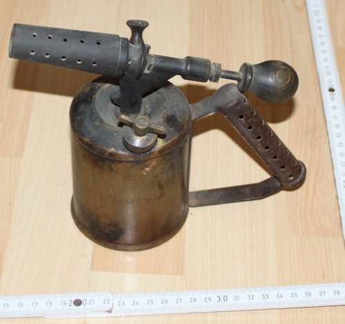 Hand löt lampe - lampe, talisman