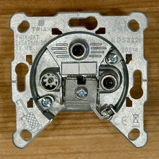 Twin-SAT-Antennendose TRIAX