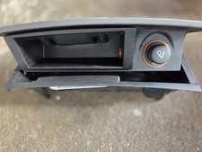 Aschenbecher PEUGEOT 407 2.0