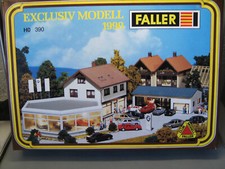FALLER 390 BMW Autohaus, ungebaut, 3 Herpa-Modelle in Sonderausführung