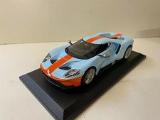 Ford GT hellblau mit Streifen (Gulf) 2019, Maisto Modellauto, Modell 1:18