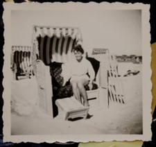 Photo 1956 Woman Woman Beach