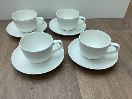 Tasse mit unterteller - x,