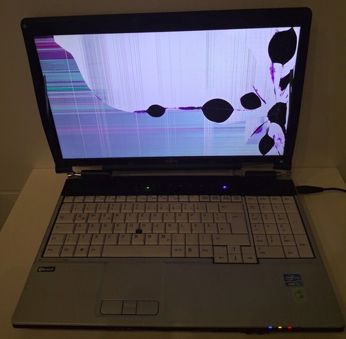 Fujitsu siemens lifebook - fujitsu-siemens, e751