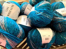 700 g West Luxe Lang Yarns