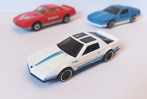 Hot wheels 2021 180 - hot, 1:64