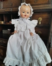 Älteres Puppentaufkleid mit