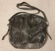 Design exclusiv, Felltasche kapworks, echter Springbock, Leder schwarz, Gurt