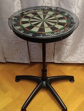 Dart-Tisch mit Glasplatte. Upcycling. Blickfang. Unikat.