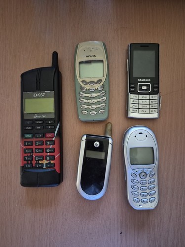 Alte handys 5 stück - ,