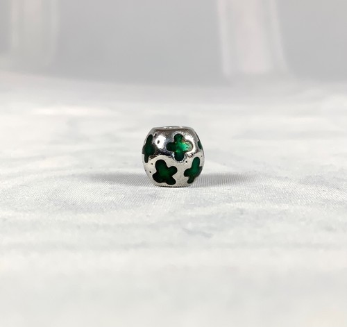 Pandora moments charm - pandora,