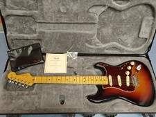 Fender American Professional II Stratocaster MN 3 Tone Sunburst