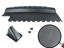 Hutablage mit Tankstutzen