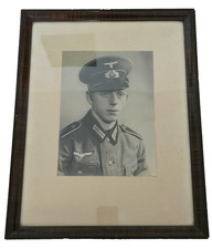 Gerahmtes Porträtfoto junger