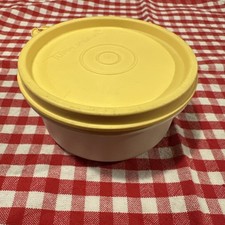 Tupperware Julchen 200 ml Schüssel +Deckel, Kleine Dose Box Schüsselchen Retro