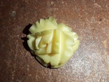 Anhänger Rose Blume Knochenschnitzerei Tracht Folklore Schmuck alt antik