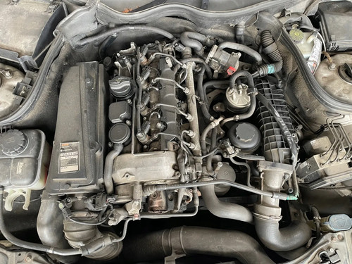 Motor mercedes benz w203 - motor,