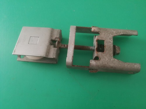 Kettenspanner mit umlenkrolle - mit,