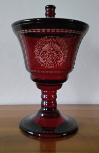Schöner deckelpokal - schöner,