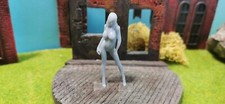 1/87 verschiedene Sexy Damen Frauen Figuren H0 Diorama Modellbahn Dance Club