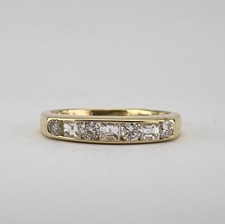 Feiner 18K Gelbgold Asscher & Rundschliff Diamant Half Stack Bandring