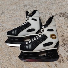 Kinder Eishockey Schlittschuhe Größe 35 guter Zustand