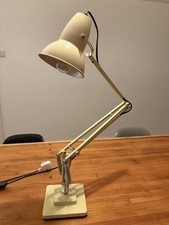 Schreibtischlampe creme