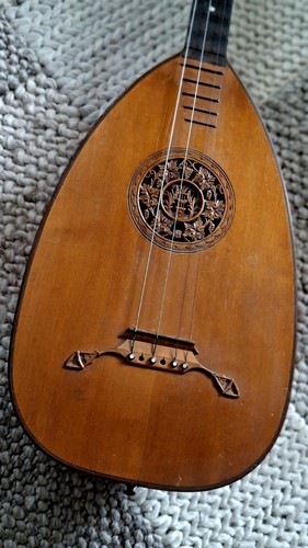 Alte gitarre laute guitar von - alte,