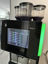 Wmf 1500s Kaffevollautomat Deluxe Vollausstattung mit Plug&Clean vom Händler?