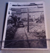 Altes Foto Haus mit Garten