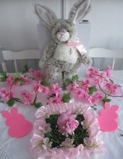 Osterhase + Ostergesteck +